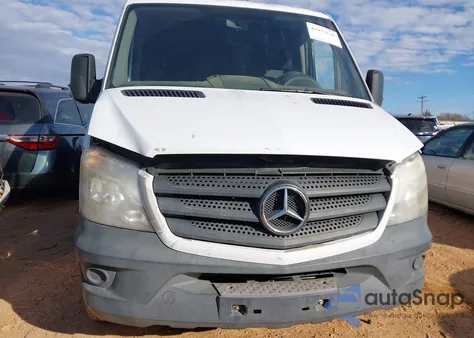 2014 Mercedes-Benz Sprinter 2500 Normal Roof z USA, uszkodzony, nr VIN WD3PE7DC9E5839128